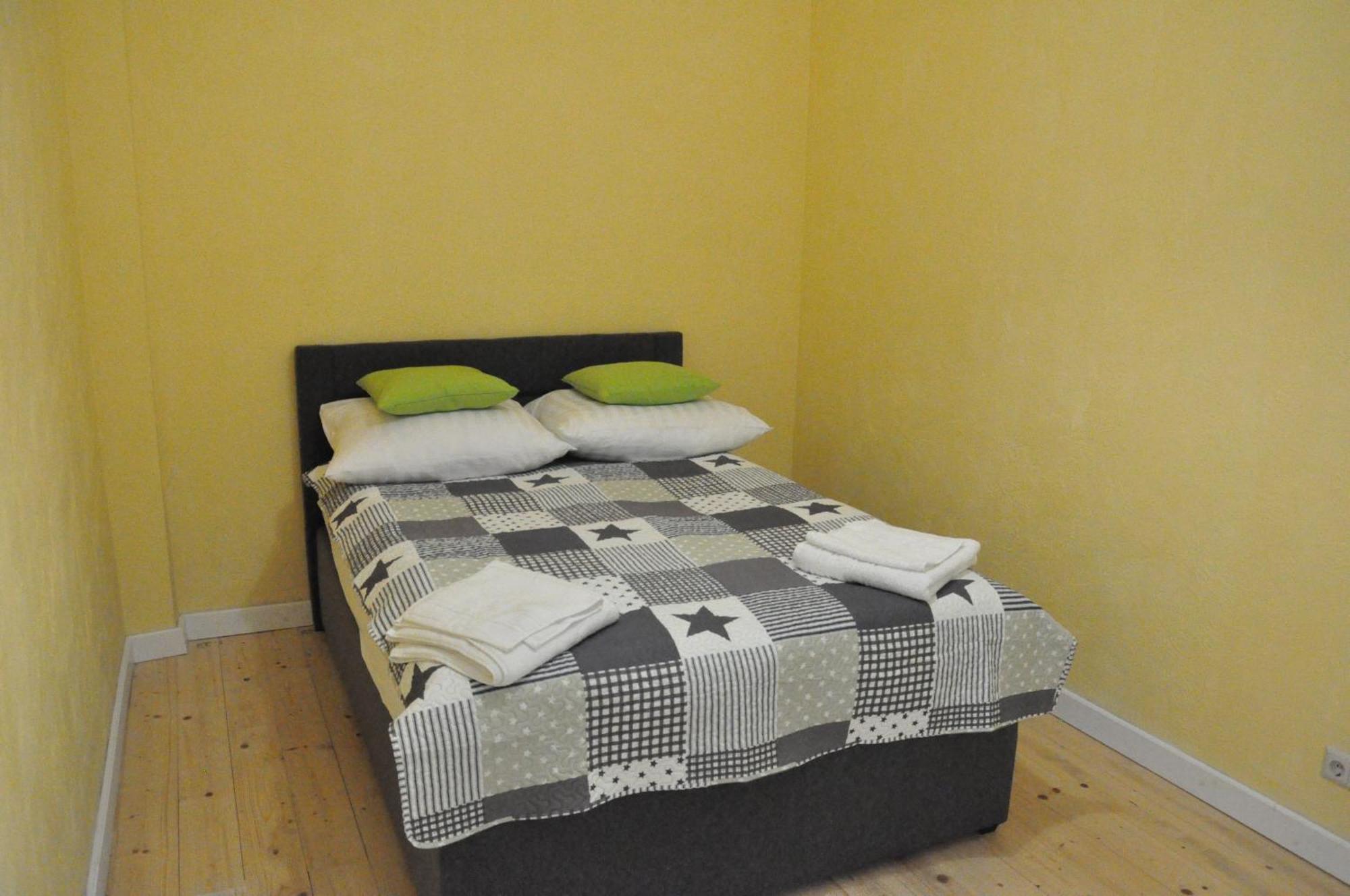 House Near To Schoenbrunn - Free Parking - 24-7 Check In - 8 Person Відень Екстер'єр фото