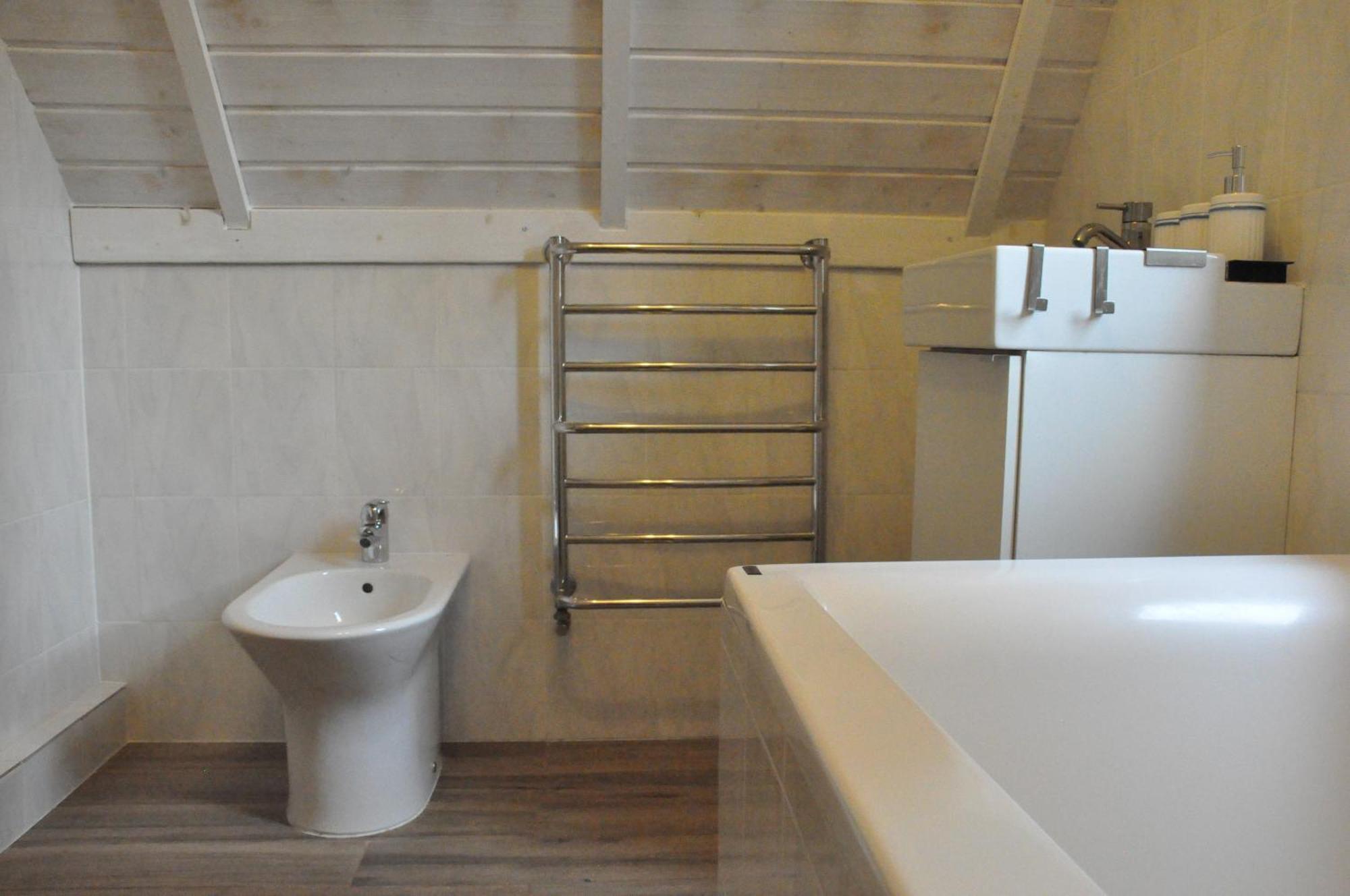 House Near To Schoenbrunn - Free Parking - 24-7 Check In - 8 Person Відень Екстер'єр фото